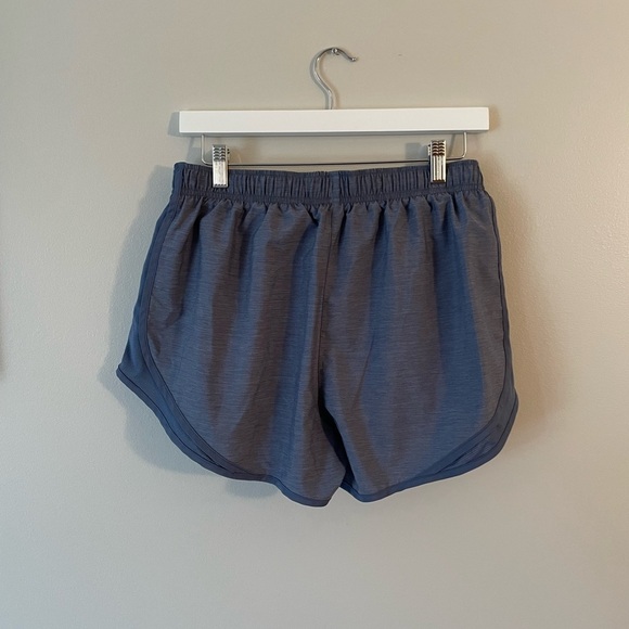 Nike Women's DriFit Tempo Running Shorts Blue Gray Size Large - Picture 2 of 4